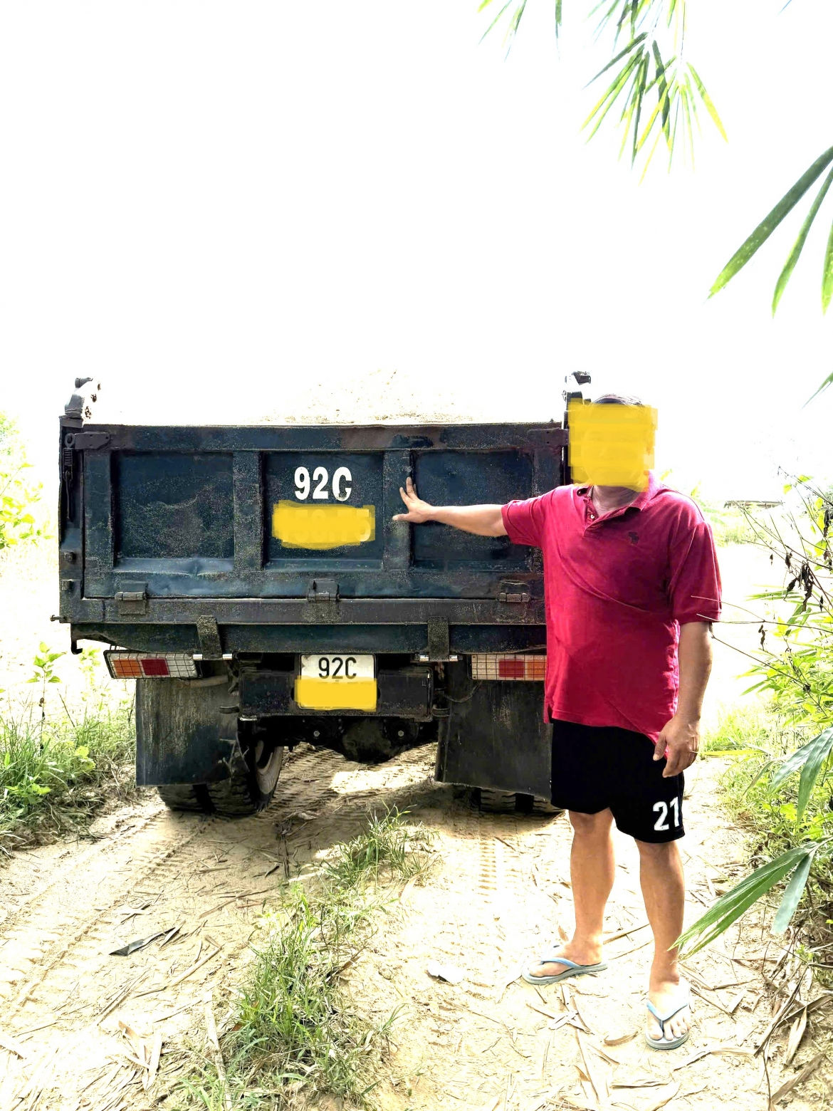khởi tố người khai thác cát trái phép gần 1.760 m , thu hơn 714 triệu đồng hình ảnh 1 khoi to nguoi khai thac cat trai phep gan 1.760 m , thu hon 714 trieu dong hinh anh 1
