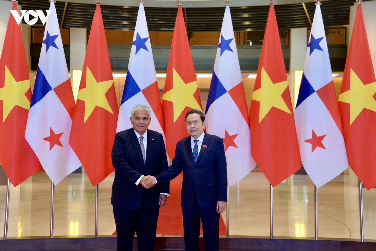 chu tich quoc hoi tran thanh man hoi kien tong thong cong hoa panama hinh anh 6