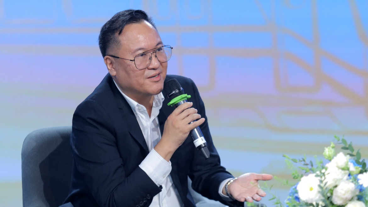 tp.hcm muon giu chan nhan tai quoc te luong cao van chua du hinh anh 3
