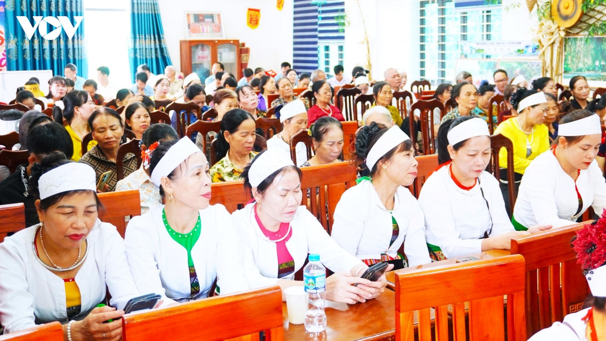 giữ bản sắc, mở hướng làm giàu cho đồng bào dân tộc thiểu số hình ảnh 3 giu ban sac, mo huong lam giau cho dong bao dan toc thieu so hinh anh 3