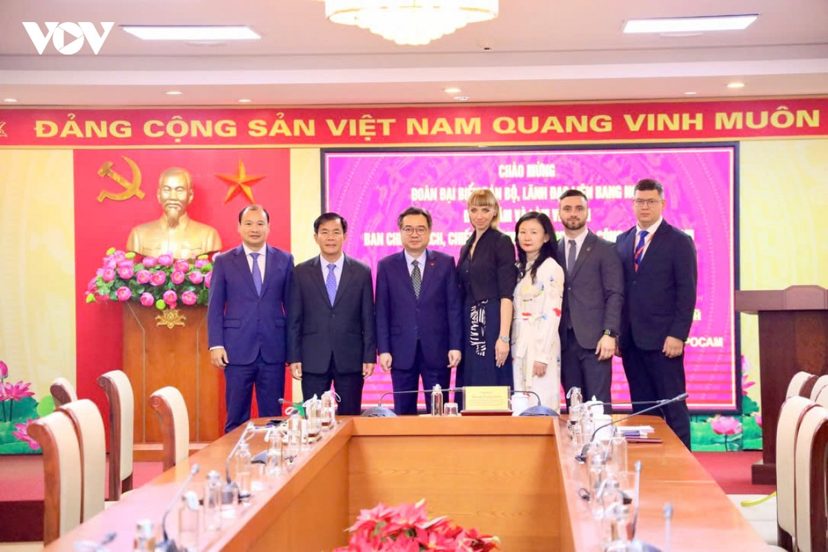 Ông nguyễn thanh nghị tiếp Đoàn cán bộ lãnh đạo liên bang nga hình ảnh 3 Ong nguyen thanh nghi tiep Doan can bo lanh dao lien bang nga hinh anh 3