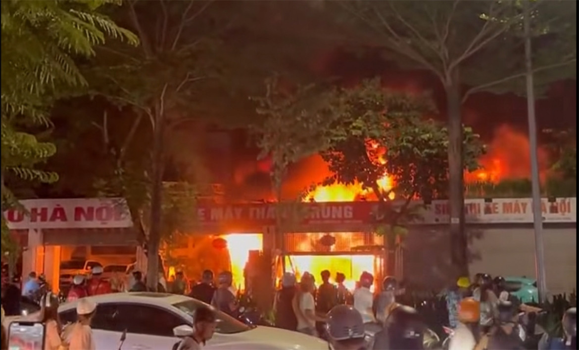 công an hà nội thông tin chính thức về vụ cháy cửa hàng xe máy ở nguyễn khánh toàn hình ảnh 1 cong an ha noi thong tin chinh thuc ve vu chay cua hang xe may o nguyen khanh toan hinh anh 1