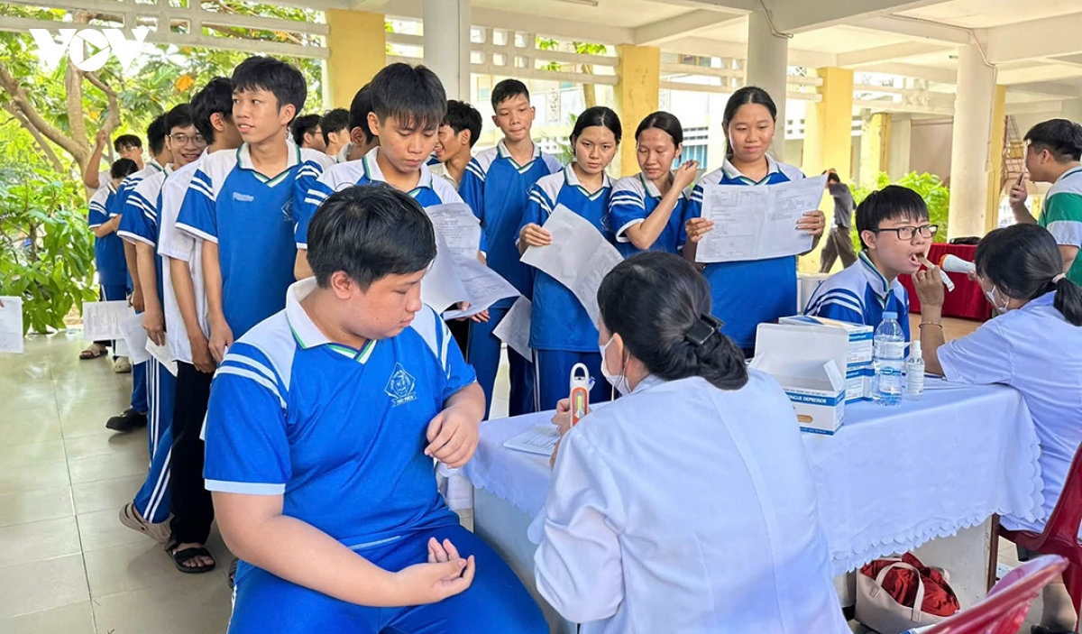 Đà nẵng đẩy mạnh khám sức khỏe định kỳ cho học sinh hình ảnh 4 Da nang day manh kham suc khoe dinh ky cho hoc sinh hinh anh 4