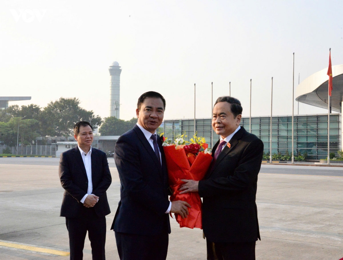 chủ tịch quốc hội đến thủ đô bắc kinh, bắt đầu chuyến thăm chính thức trung quốc hình ảnh 3 chu tich quoc hoi den thu do bac kinh, bat dau chuyen tham chinh thuc trung quoc hinh anh 3