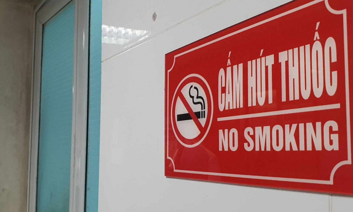 Đề xuất tiến tới cấm hút thuốc hoàn toàn trong khách sạn, quán bar, karaoke hình ảnh 1 De xuat tien toi cam hut thuoc hoan toan trong khach san, quan bar, karaoke hinh anh 1