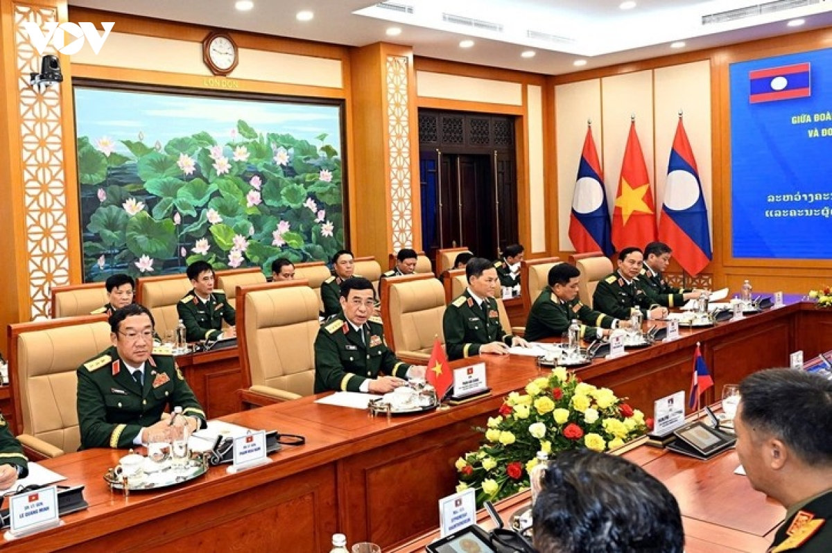 việt nam lào tăng cường hợp tác quốc phòng, hướng tới gắn kết chiến lược hình ảnh 1 viet nam lao tang cuong hop tac quoc phong, huong toi gan ket chien luoc hinh anh 1