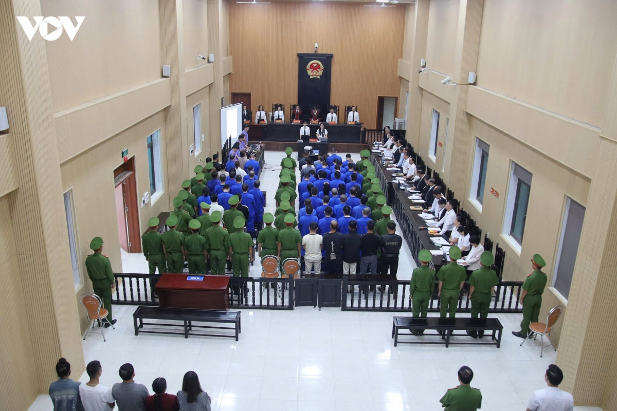 Dien bien xet xu 60 bi cao trong duong day lua dao xuyen quoc gia hinh anh 1