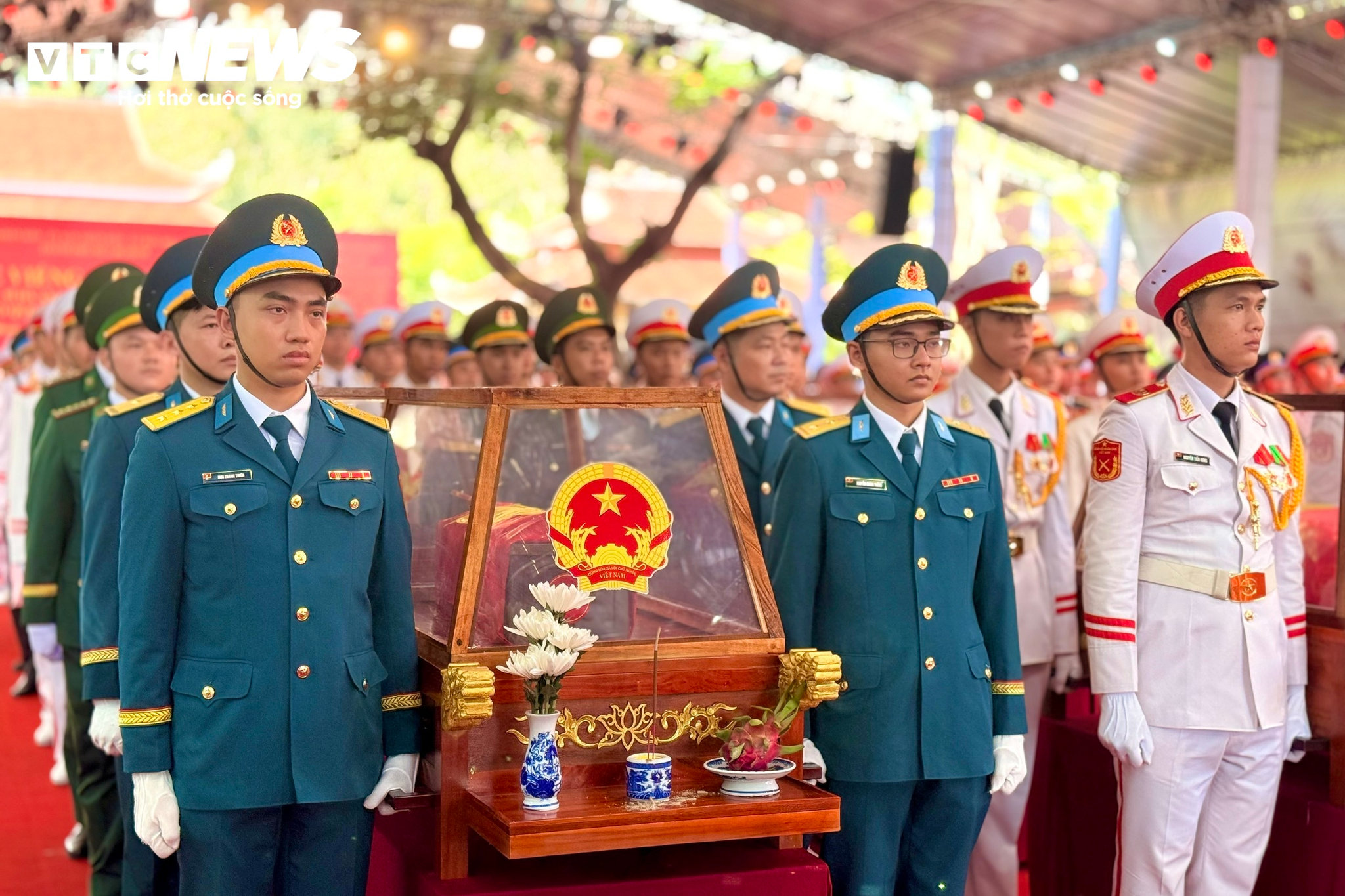 'Xin hương hồn các liệt sĩ hãy xem quê hương TP.HCM là nơi đất lành để yên nghỉ' - 2