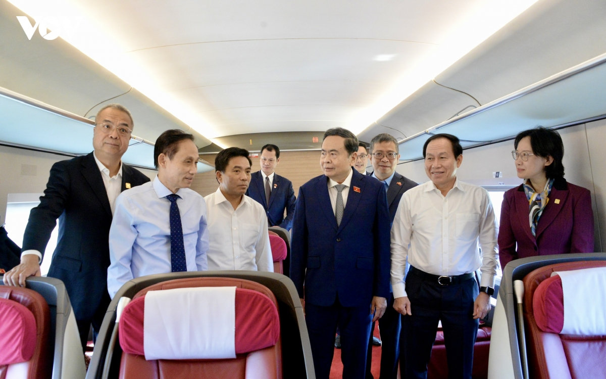 chu tich quoc hoi tham va lam viec tai thiem tay, trung quoc hinh anh 4
