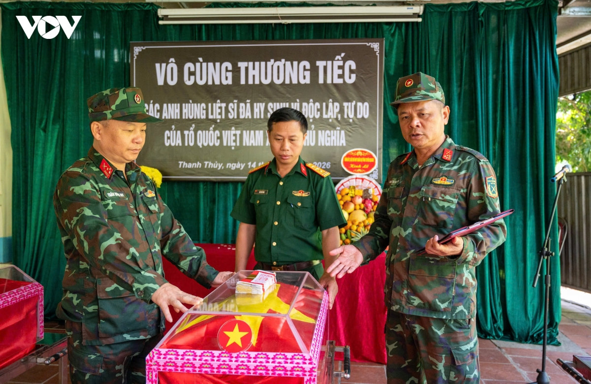 trang nghiem dong nguoi tien dua 93 liet si ve nghia trang liet si vi xuyen hinh anh 4