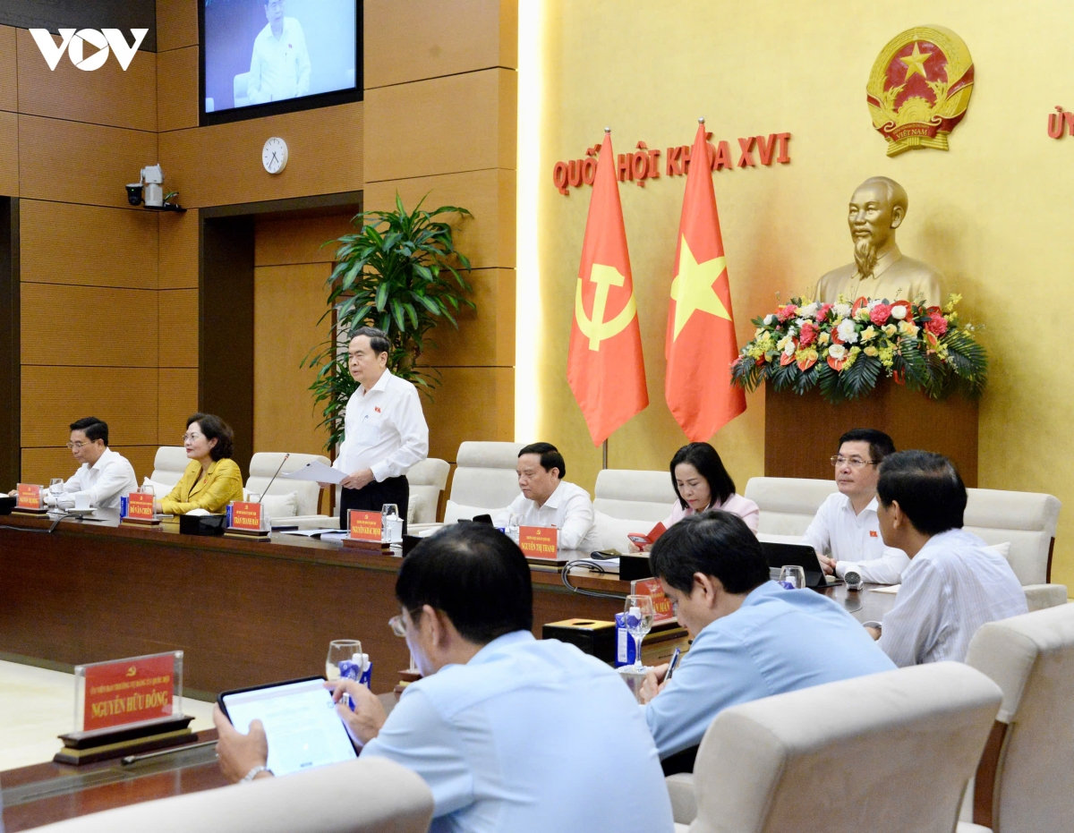 chủ tịch quốc hội không để các quy định lỗi thời tiếp tục cản trở sự phát triển hình ảnh 1 chu tich quoc hoi khong de cac quy dinh loi thoi tiep tuc can tro su phat trien hinh anh 1