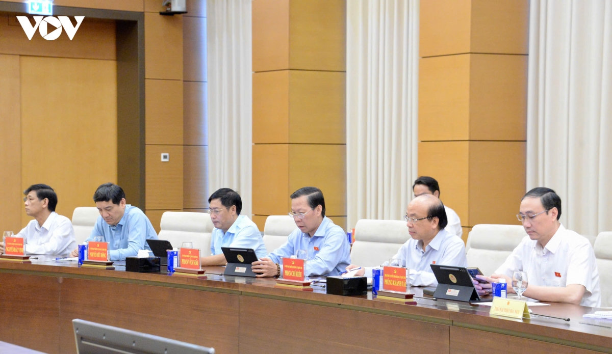 chủ tịch quốc hội không để các quy định lỗi thời tiếp tục cản trở sự phát triển hình ảnh 4 chu tich quoc hoi khong de cac quy dinh loi thoi tiep tuc can tro su phat trien hinh anh 4