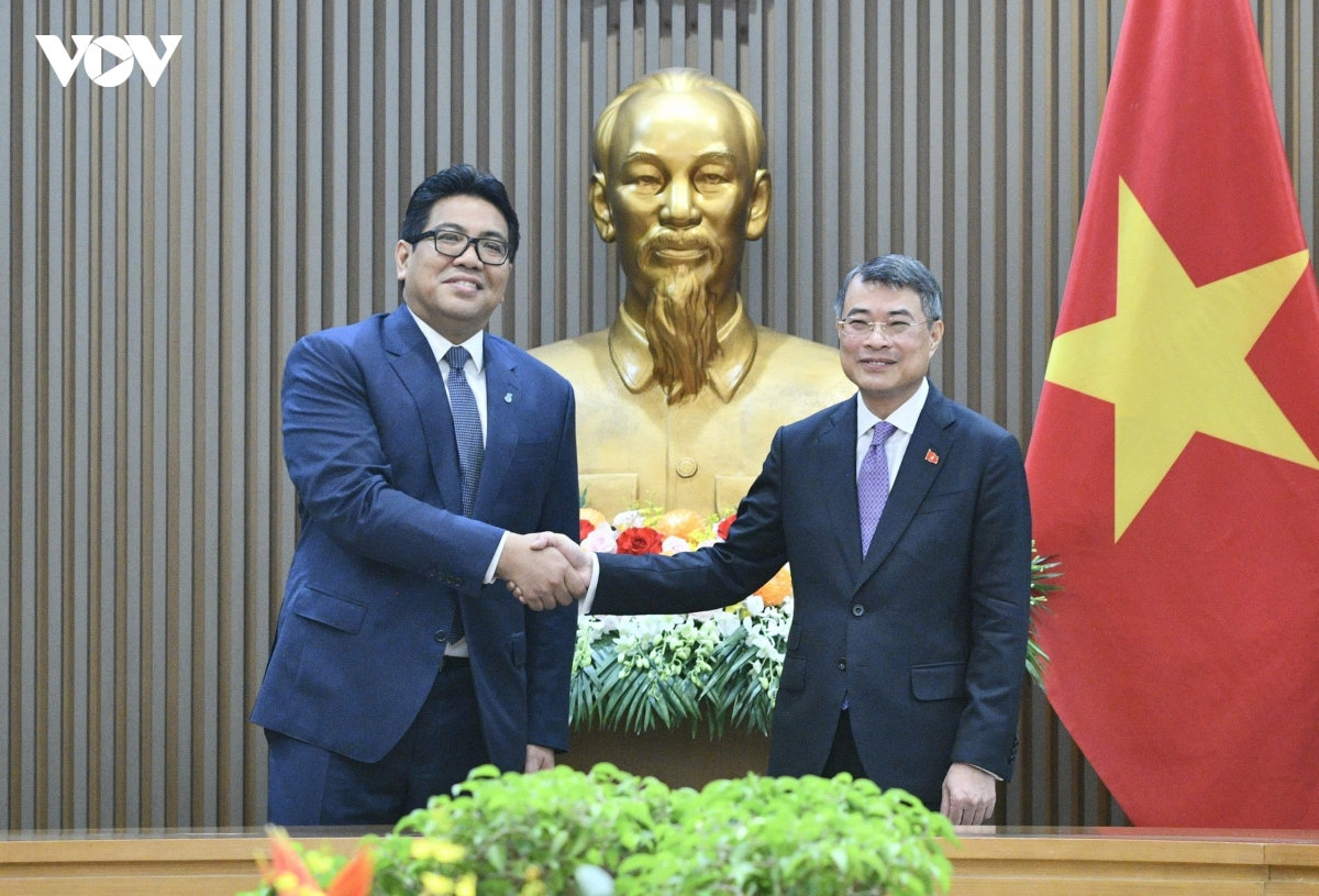 thu tuong le minh hung tiep chu tich kiem tong giam doc tap doan petronas hinh anh 1