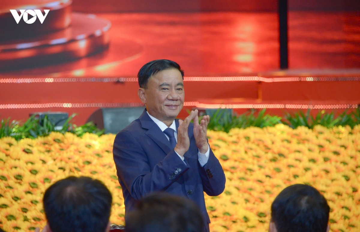 trao giai cuoc thi chinh luan bao ve nen tang tu tuong cua Dang nam 2026 hinh anh 2