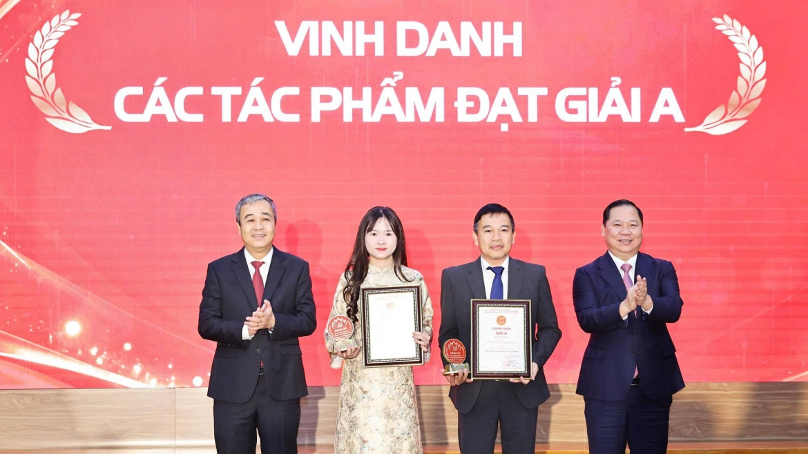 hơn 10.000 tác phẩm dự thi chính luận bảo vệ nền tảng tư tưởng của Đảng hình ảnh 2 hon 10.000 tac pham du thi chinh luan bao ve nen tang tu tuong cua Dang hinh anh 2