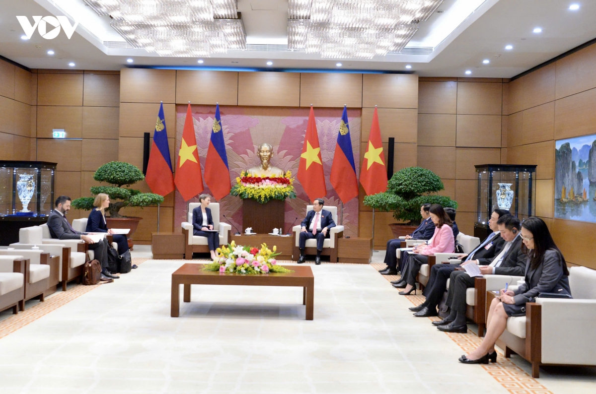 chu tich quoc hoi tran thanh man hoi kien thu tuong liechtenstein brigitte haas hinh anh 9