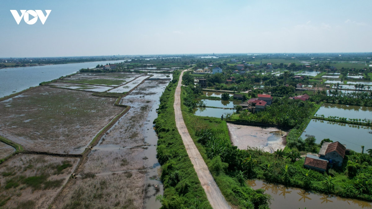 mat de song Day nut toac, cau xay xong nhung thieu duong ket noi o ninh binh hinh anh 18