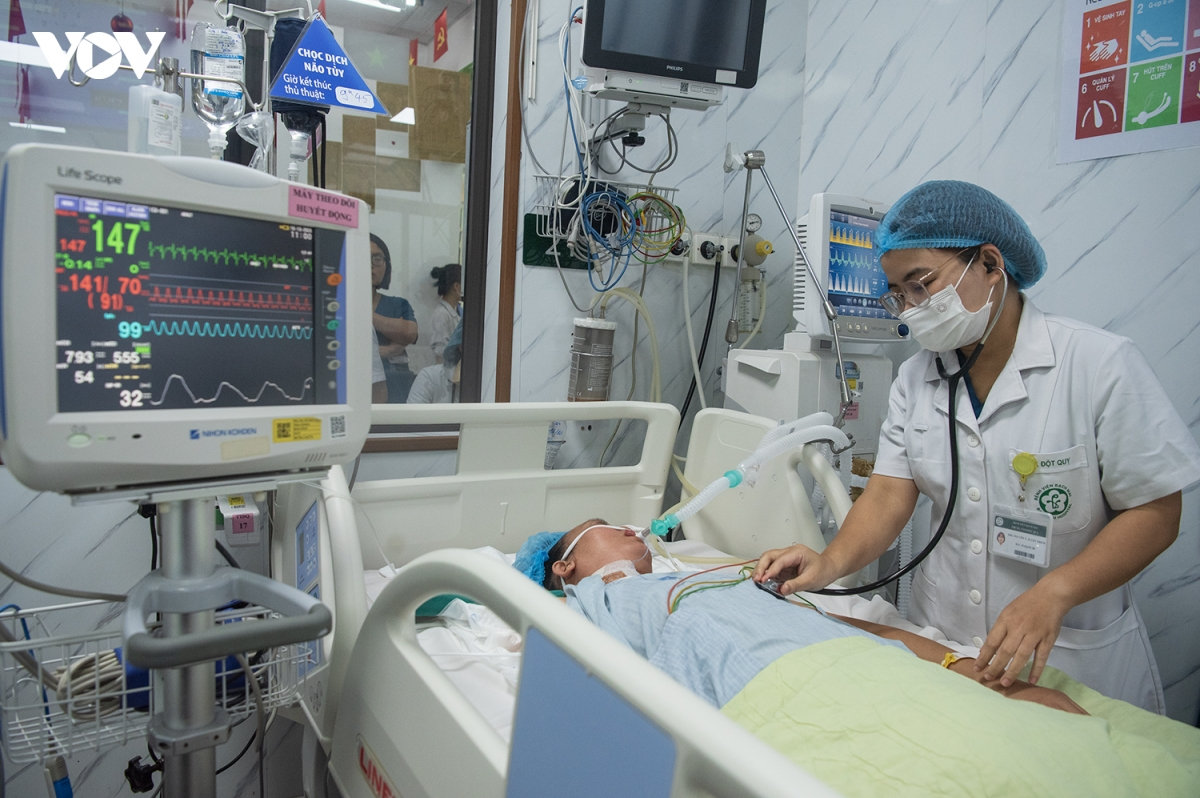 phia sau nhung ca truc xuyen dem cua nu bac si dot quy hinh anh 6