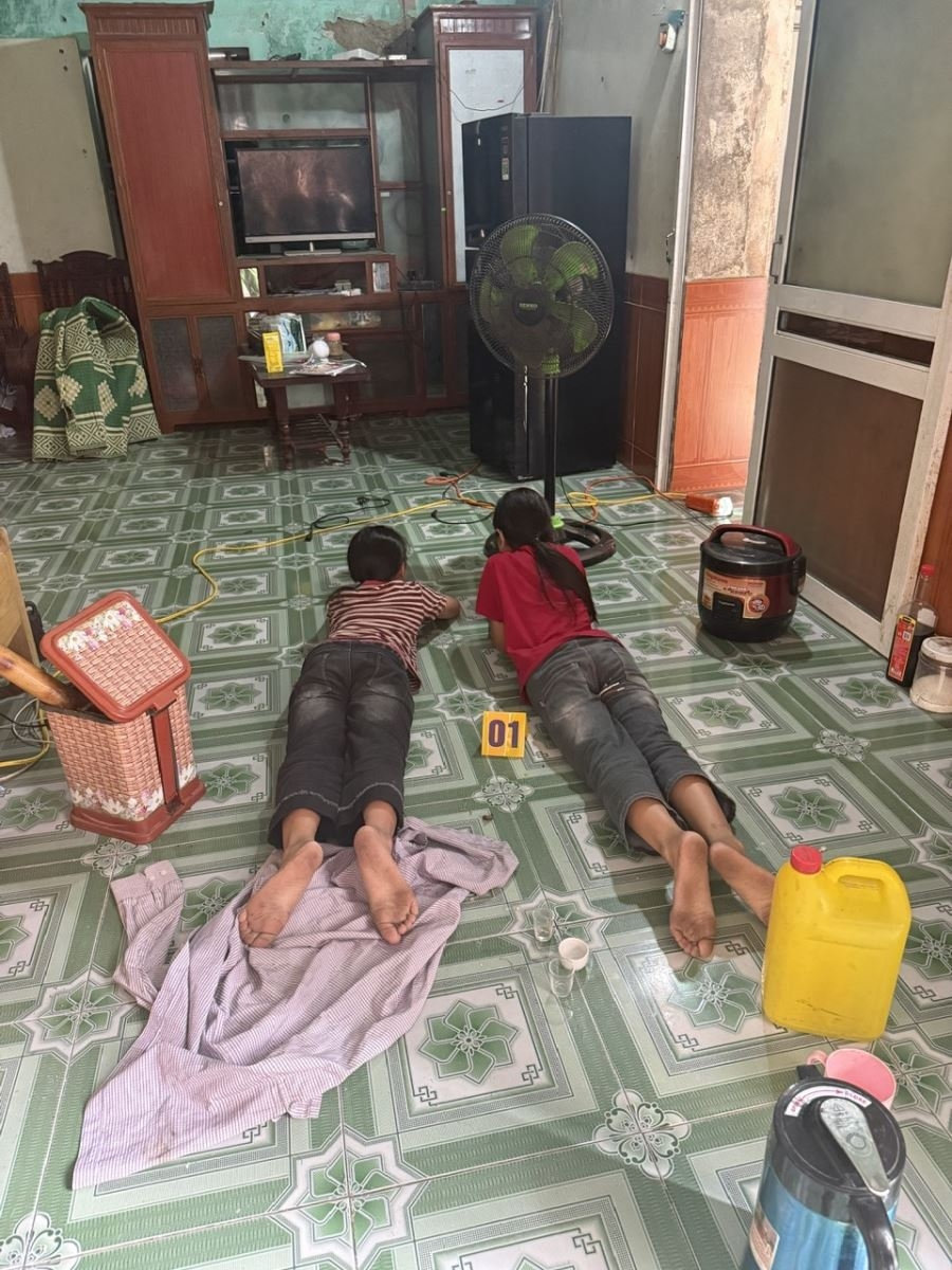 khởi tố người cha hành hạ hai con gái ruột ở phú thọ hình ảnh 2 khoi to nguoi cha hanh ha hai con gai ruot o phu tho hinh anh 2