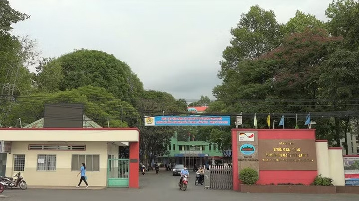 Trường Lilama 2 cảnh báo tình trạng xe khách giả mạo đưa sinh viên ngoài lộ trình. (Ảnh nhà trường).