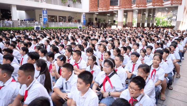 Siêu trường THCS Giảng Võ (Hà Nội) bước vào năm học mới với 5.600 học sinh, gần 300 cán bộ, giáo viên, nhân viên tại 3 điểm trường. (Ảnh minh họa)