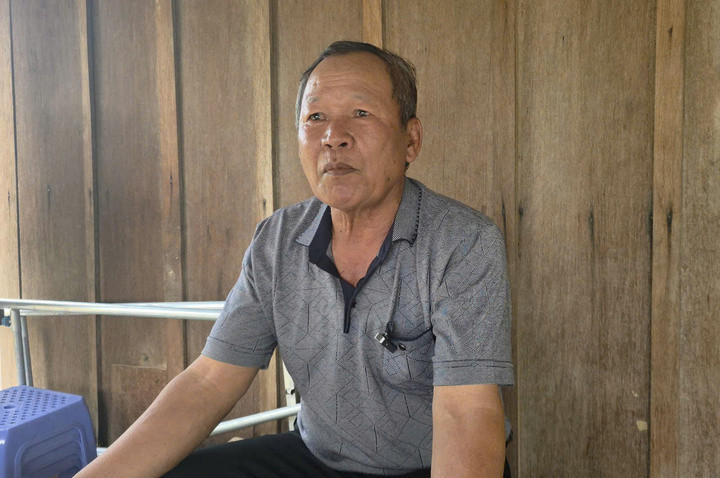 Già làng Y Mosk Hra chia sẻ cuộc sống đời thường của mình.