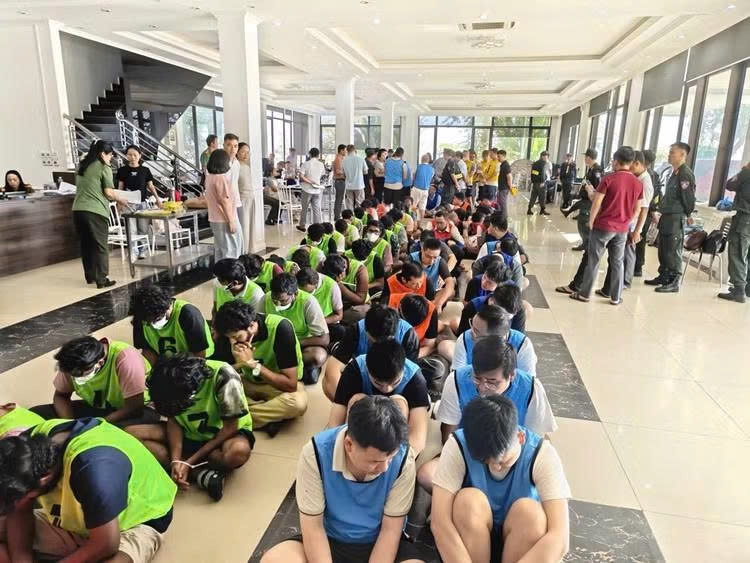 triet pha sao huyet lua dao truc tuyen, bat 113 doi tuong nguoi nuoc ngoai hinh anh 5