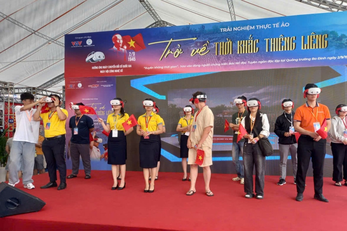 vov tái hiện bác hồ đọc tuyên ngôn Độc lập bằng thực tế ảo tại khánh hòa hình ảnh 1 vov tai hien bac ho doc tuyen ngon Doc lap bang thuc te ao tai khanh hoa hinh anh 1