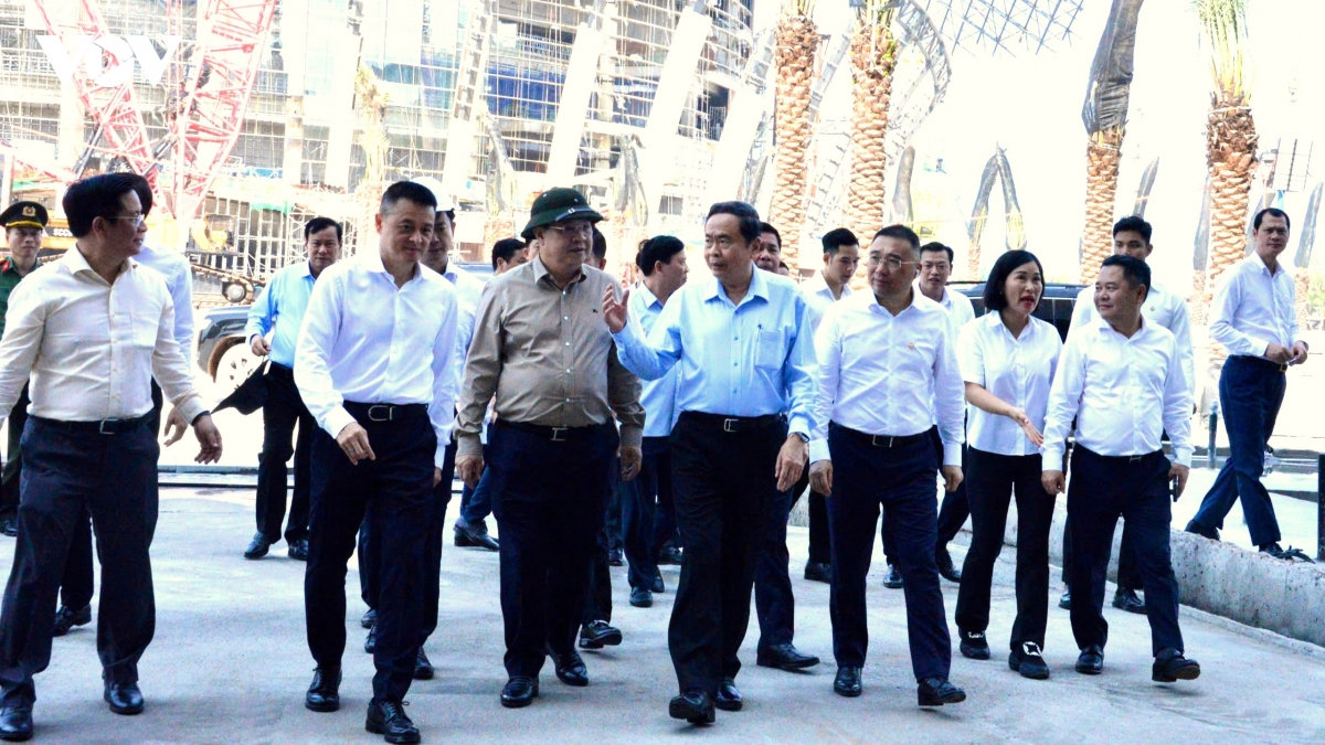 chu tich quoc hoi kiem tra tien do cac du an phuc vu apec 2027 hinh anh 9