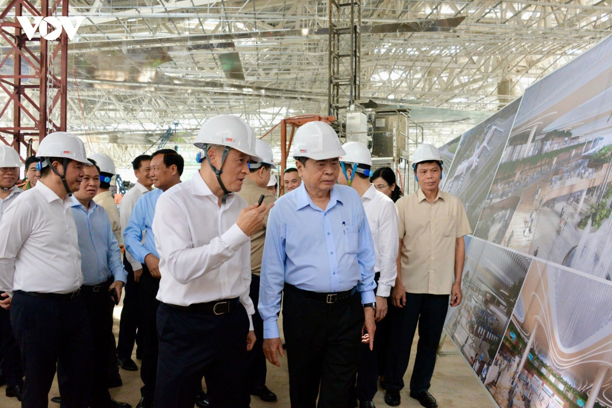 chu tich quoc hoi kiem tra tien do cac du an phuc vu apec 2027 hinh anh 2