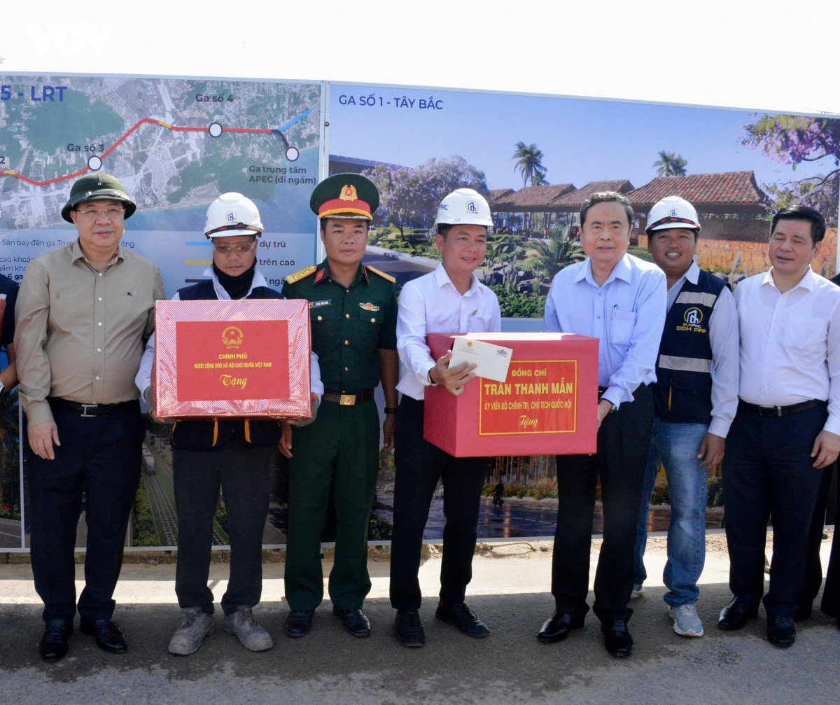 chu tich quoc hoi kiem tra tien do cac du an phuc vu apec 2027 hinh anh 8