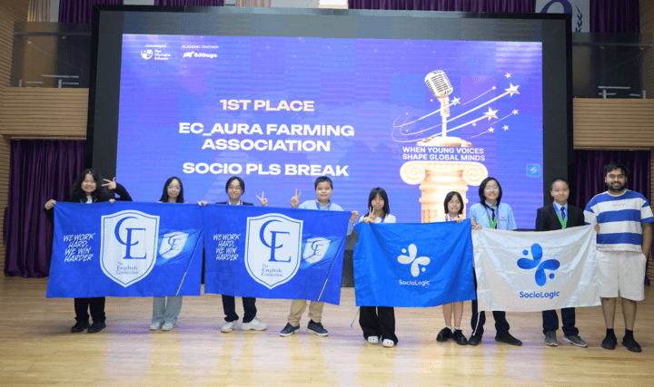Hai đội giành giải Nhất hạng mục Tranh biện World Schools bảng THCS.