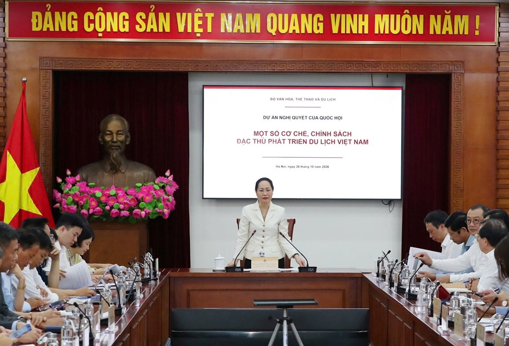tháo gỡ điểm nghẽn, khơi thông nguồn lực và tạo động lực mới cho ngành du lịch hình ảnh 1 thao go diem nghen, khoi thong nguon luc va tao dong luc moi cho nganh du lich hinh anh 1