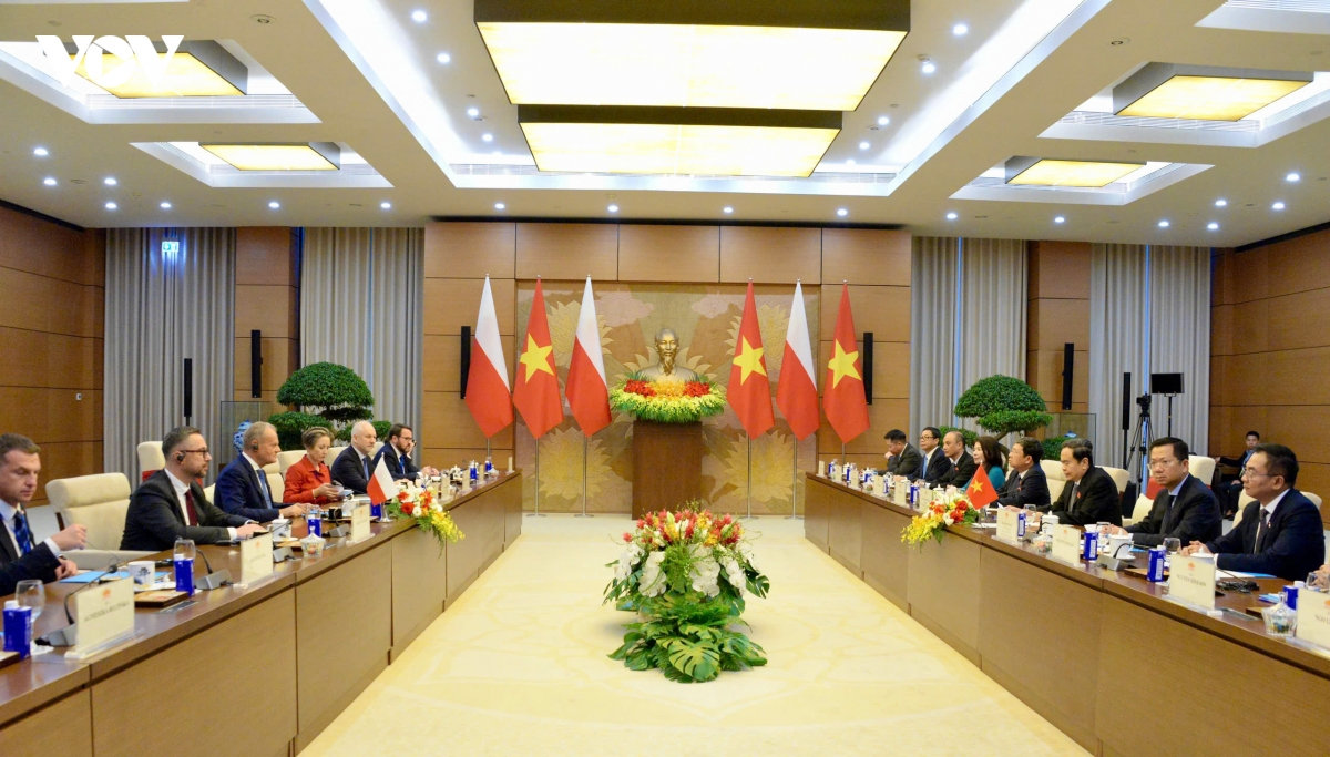 chu tich quoc hoi tran thanh man hoi kien thu tuong ba lan hinh anh 8