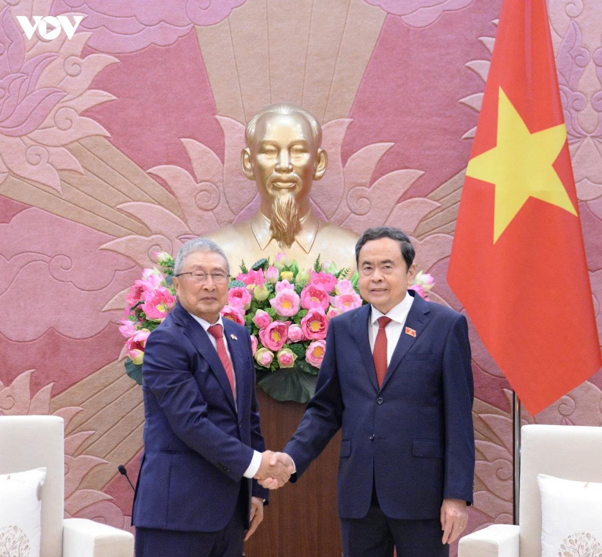 chủ tịch quốc hội trần thanh mẫn tiếp chủ tịch hội hữu nghị hàn quốc - việt nam hình ảnh 1 chu tich quoc hoi tran thanh man tiep chu tich hoi huu nghi han quoc - viet nam hinh anh 1