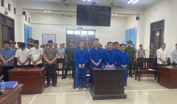Các bị cáo tại phiên tòa. (Ảnh: Công an Bắc Ninh)