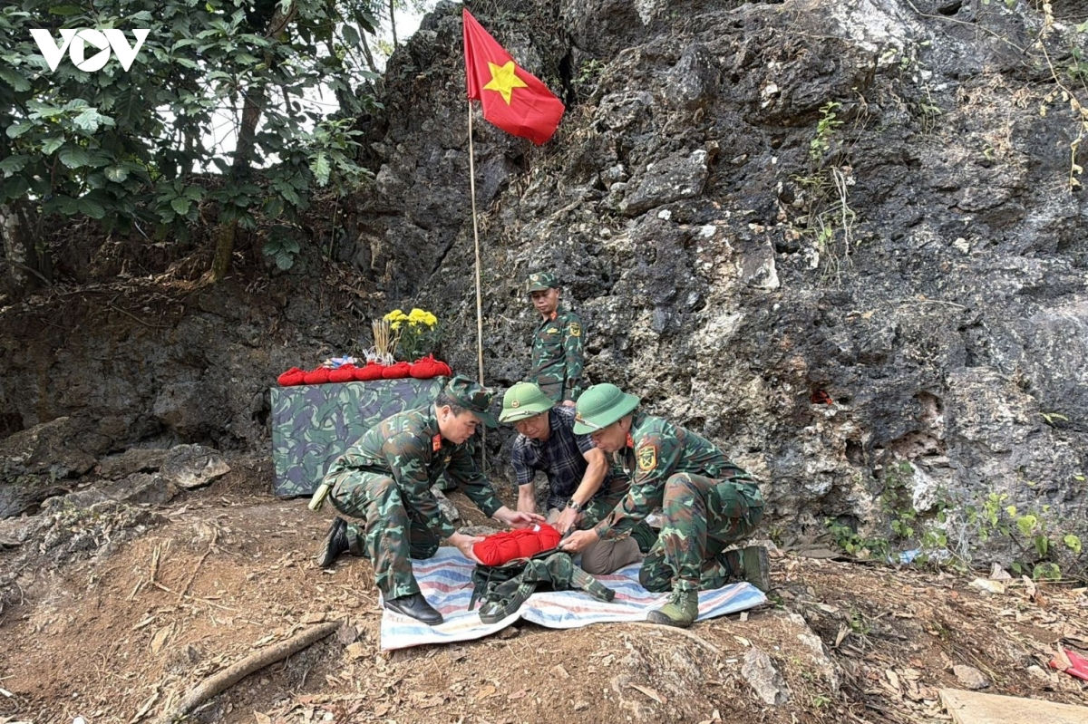 them 22 hai cot liet si duoc tim thay tai xa thanh thuy, tinh tuyen quang hinh anh 1