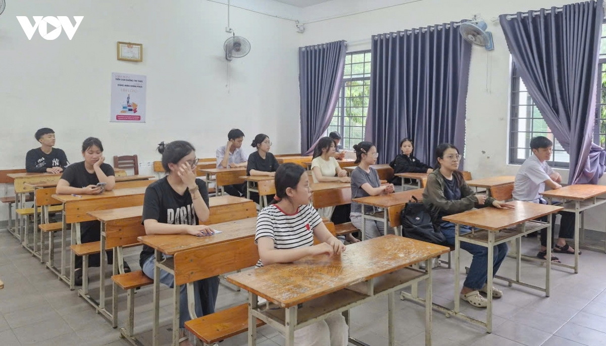 tăng cường camera giám sát kỳ thi tốt nghiệp thpt năm 2027 hình ảnh 1 tang cuong camera giam sat ky thi tot nghiep thpt nam 2027 hinh anh 1