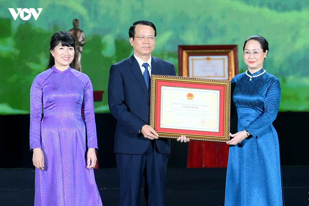 tổng bí thư, chủ tịch nước tô lâm dự kỷ niệm 195 năm thành lập tỉnh thái nguyên hình ảnh 6 tong bi thu, chu tich nuoc to lam du ky niem 195 nam thanh lap tinh thai nguyen hinh anh 6