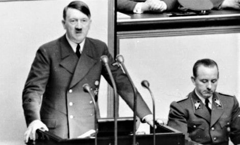 Đóng thế Hitler - nghề cười ra nước mắt