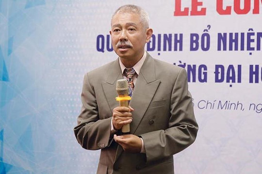 Giáo sư Trương Nguyện Thành thôi làm phó hiệu trưởng Đại học Văn Lang