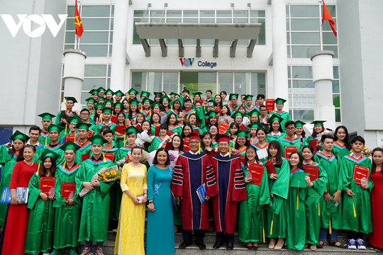 VOV College bế giảng khóa 2018 - 2020: Đào tạo gắn với thực tiễn