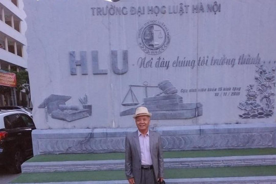 Sinh viên Đại học Luật 75 tuổi và khát khao học mãi! (14/10/2020)