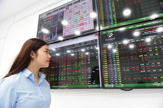 Gõ cửa sàn 16/10: Đích đến của chứng khoán tháng 10? 