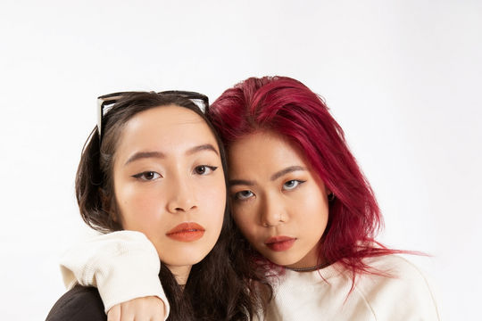 Tlinh và con gái diva Mỹ Linh góp giọng trong ca khúc tri ân bác sĩ chống dịch Covid-19