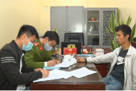 Bắt khẩn cấp đối tượng giết người do mâu thuẫn từ Game