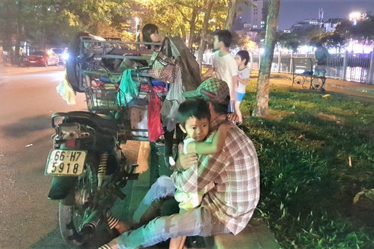 Tết của những gánh hàng rong ở TPHCM