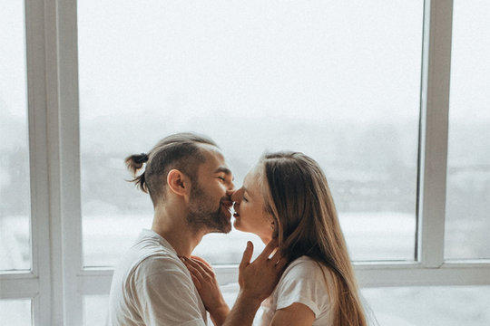 Những tình huống xấu hổ khi yêu  nhau mà chúng ta hay gặp phải