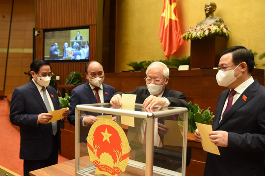 Quốc hội phê chuẩn 4 Phó Thủ tướng, 22 Bộ trưởng, trưởng ngành nhiệm kỳ 2021-2026