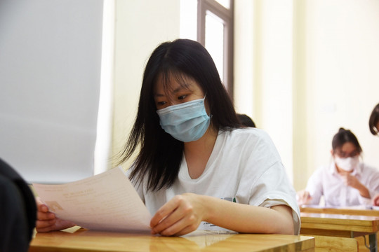 Thi tốt nghiệp THPT đợt 2: Ngày thi đầu tiên an toàn, đúng quy chế